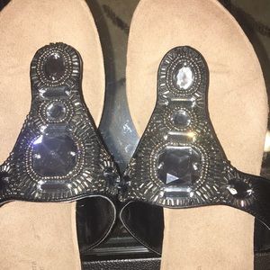 Simply Vera Wang Sandals size 6